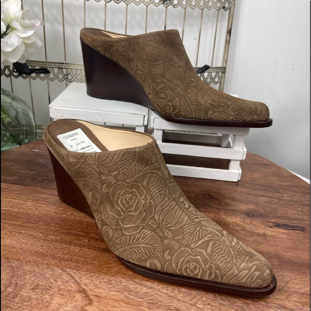Arturo Chiangmai Elizabeth Womens Mules 9M.